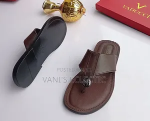 Vaducci Palm Slippers