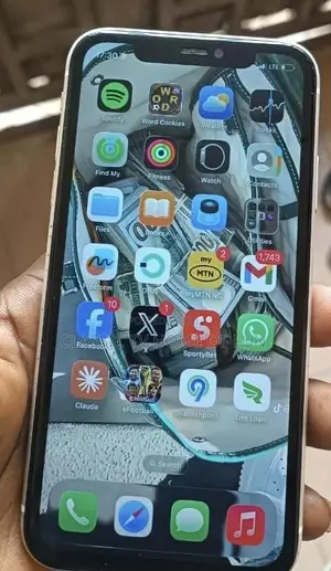 Apple iPhone 11 64 GB White