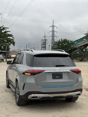 Mercedes-Benz GLE-Class GLE 300d 4MATIC 2024 Gray