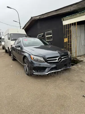 Mercedes-Benz C300 2015 Gray