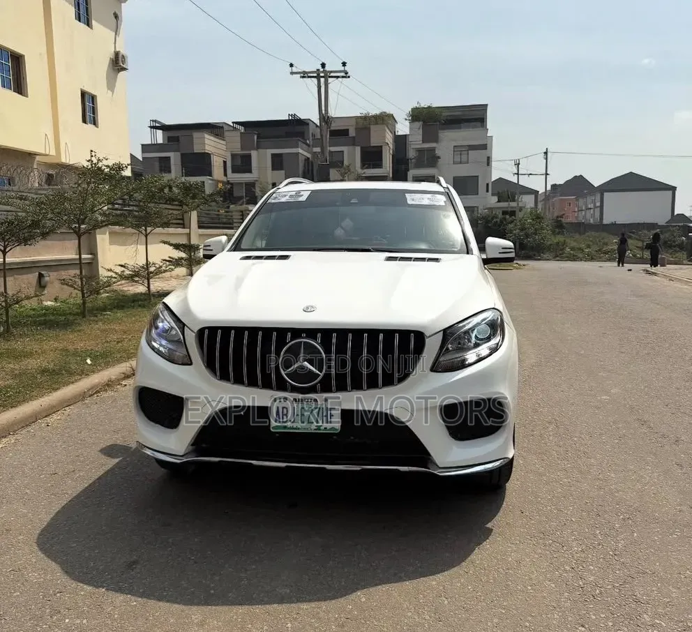 Mercedes-Benz M Class 2013 White