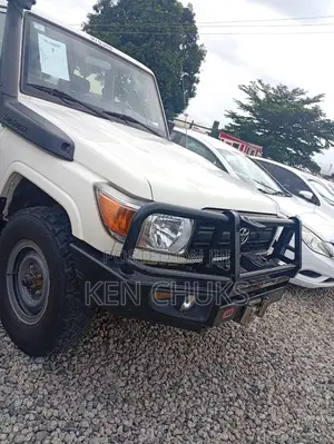 Toyota Land Cruiser 2020 White