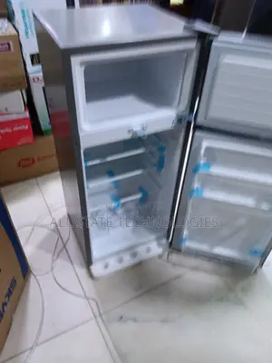 SKYRUN Refrigerator 105L With Spacious Freezer