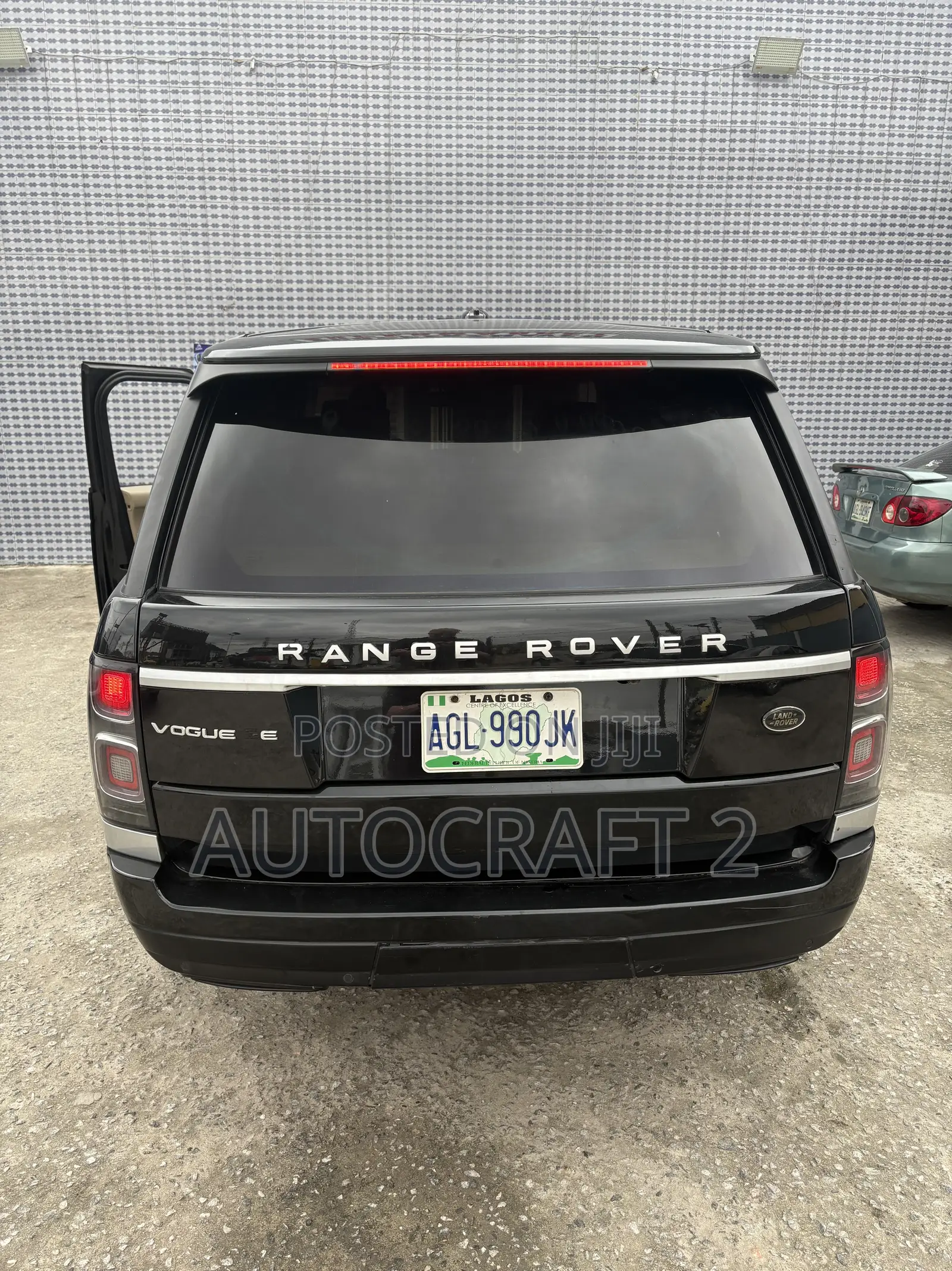 Land Rover Range Rover Vogue 2014 Black