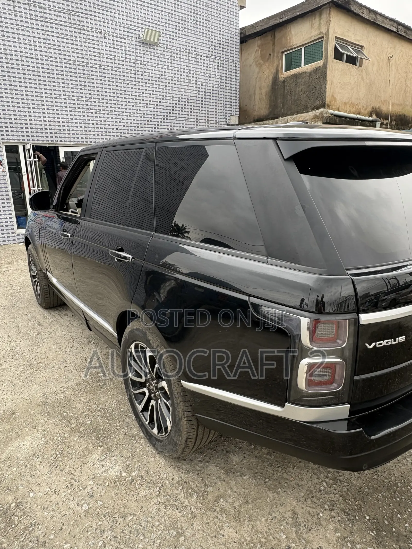 Land Rover Range Rover Vogue 2014 Black