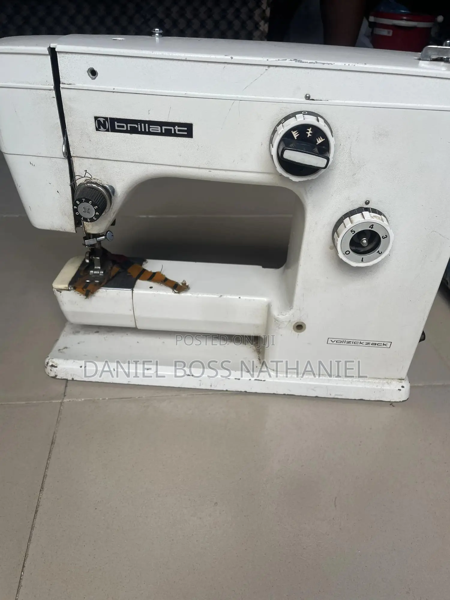 Brillant Sewing Machine