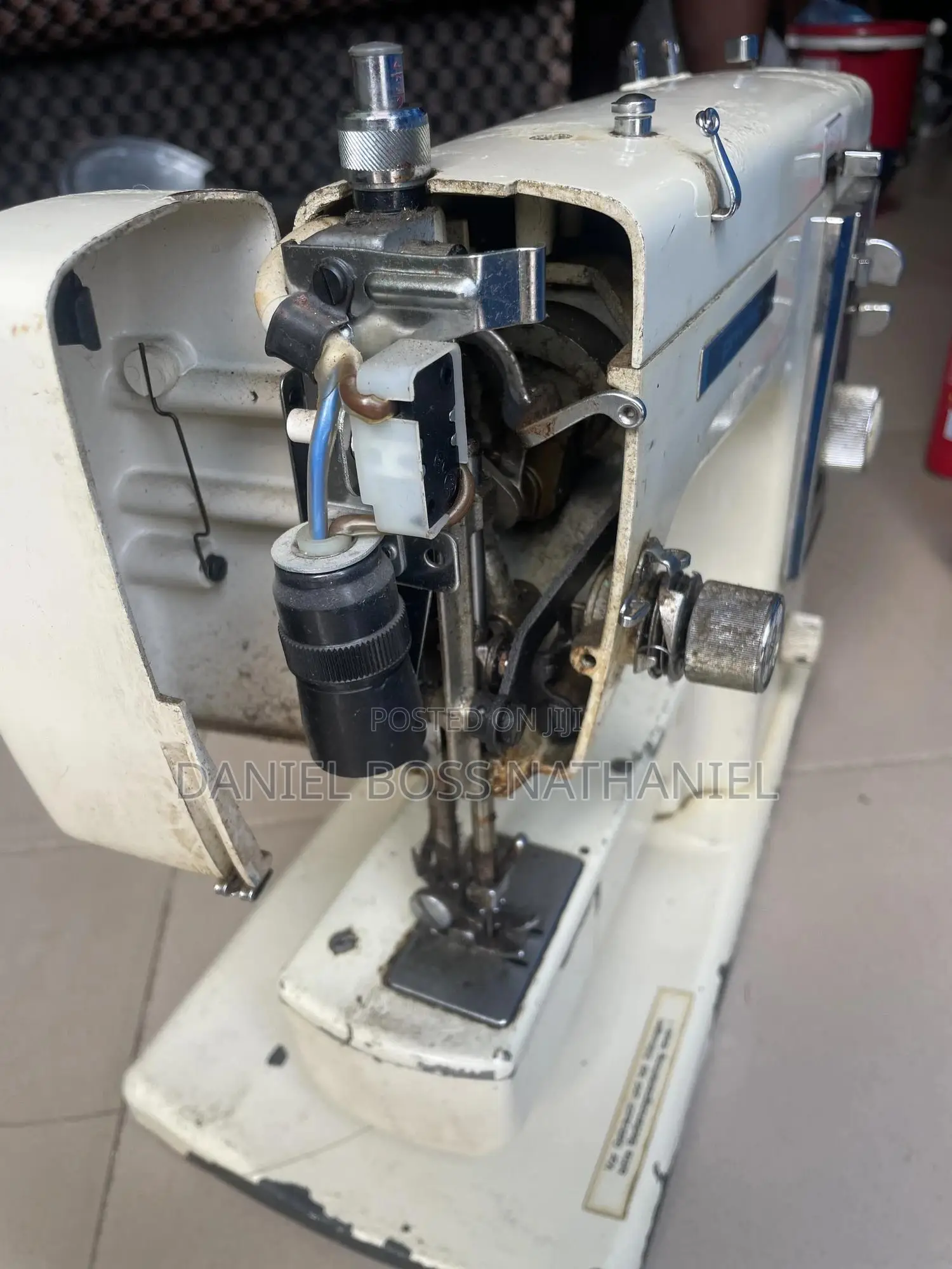 Brillant Sewing Machine