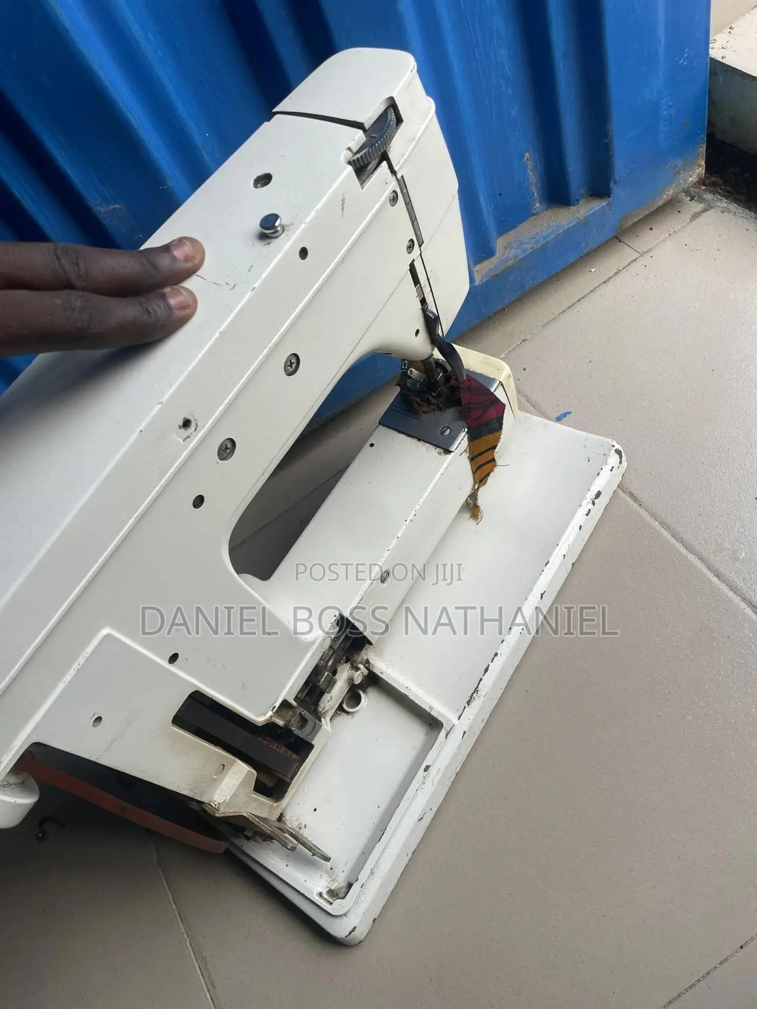 Brillant Sewing Machine