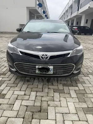 Toyota Avalon XLE Touring 4dr Sedan (3.5L 6cyl 6A) 2015 Black