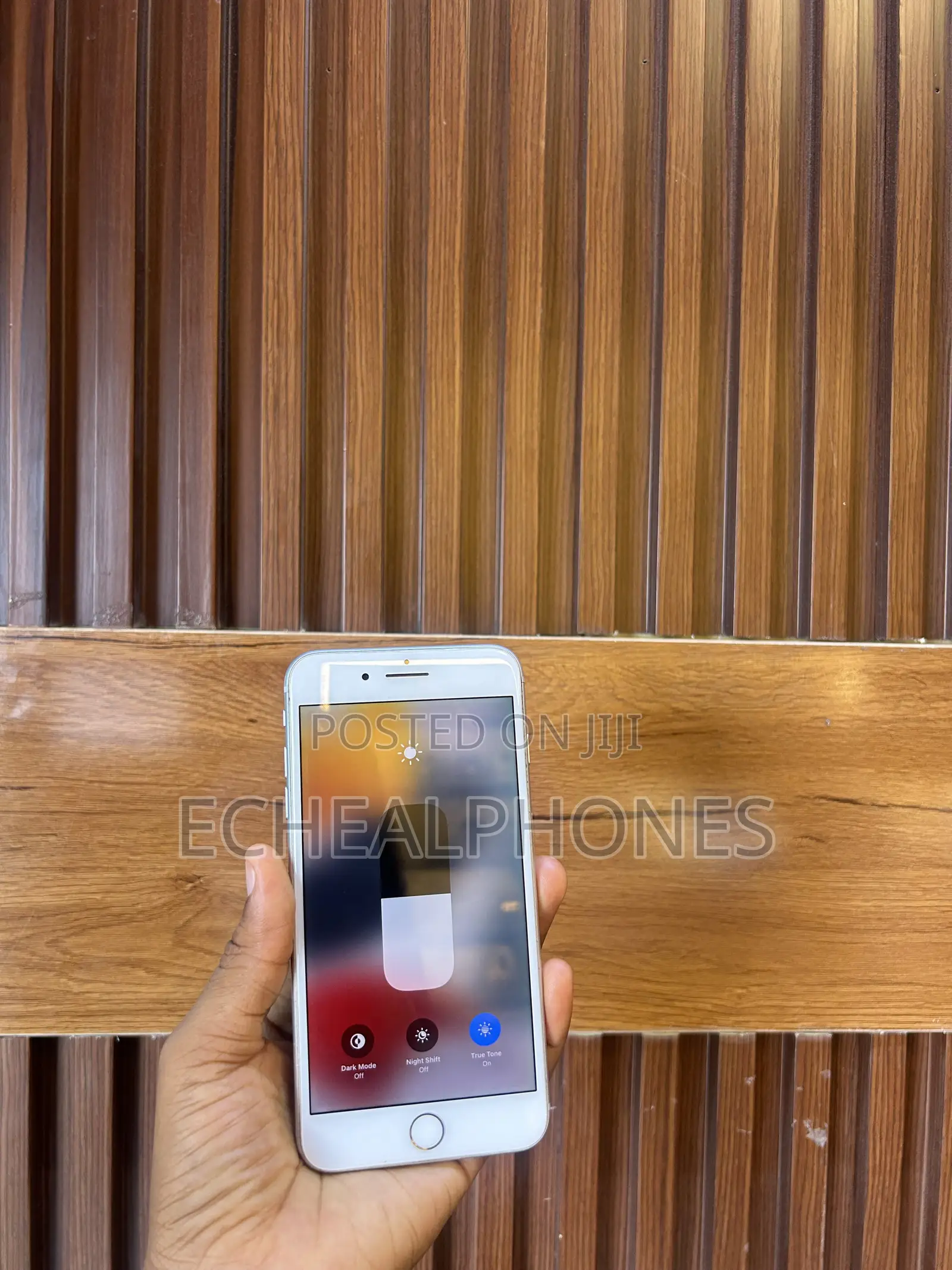 Apple iPhone 8 Plus 64 GB White