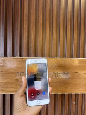 Apple iPhone 8 Plus 64 GB White