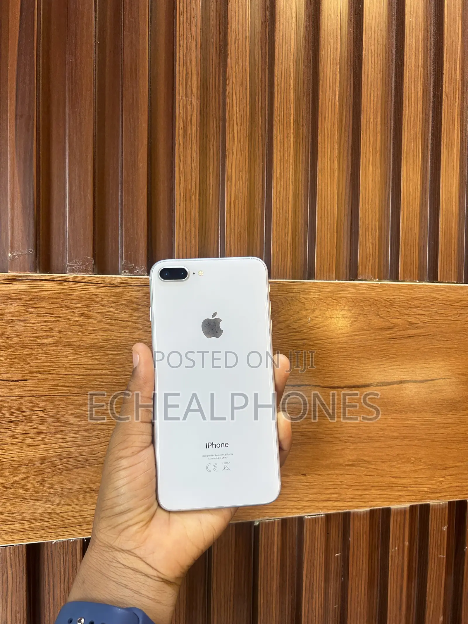 Apple iPhone 8 Plus 64 GB White