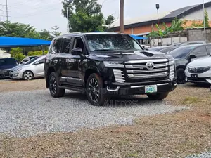 Toyota Land Cruiser 2014 Black