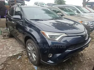 Toyota RAV4 2017 Gray
