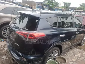 Toyota RAV4 2017 Gray