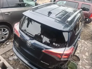 Toyota RAV4 2017 Gray