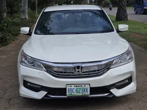 Honda Accord 2016 White