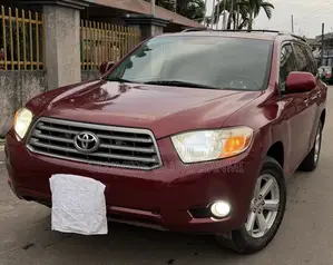 Toyota Highlander Base 2010 Burgundy