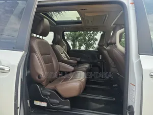 Toyota Sienna 2018 White