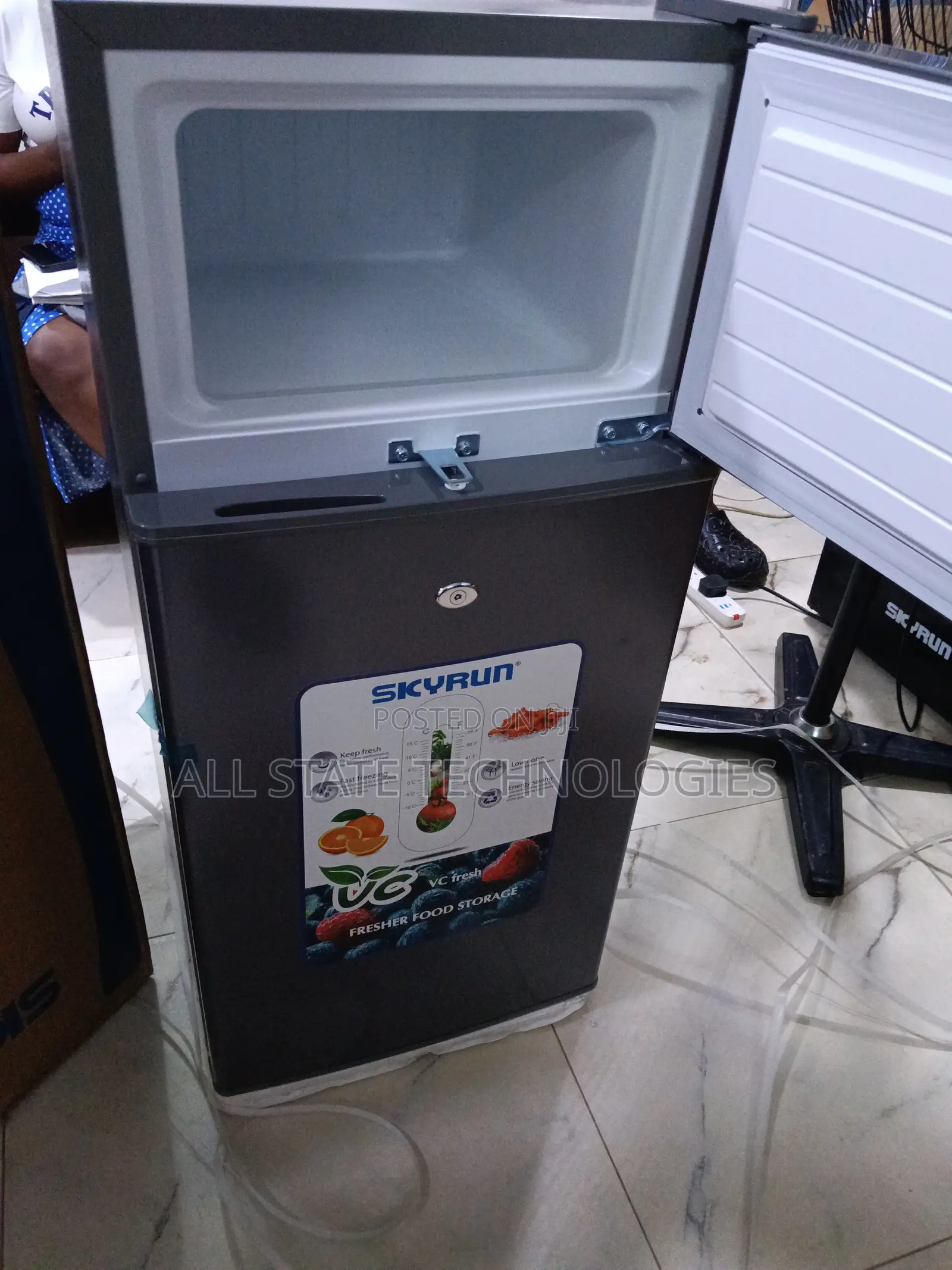 High Performance SKYRUN Refrigerator 105L
