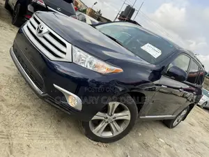 Toyota Highlander 2011 Blue