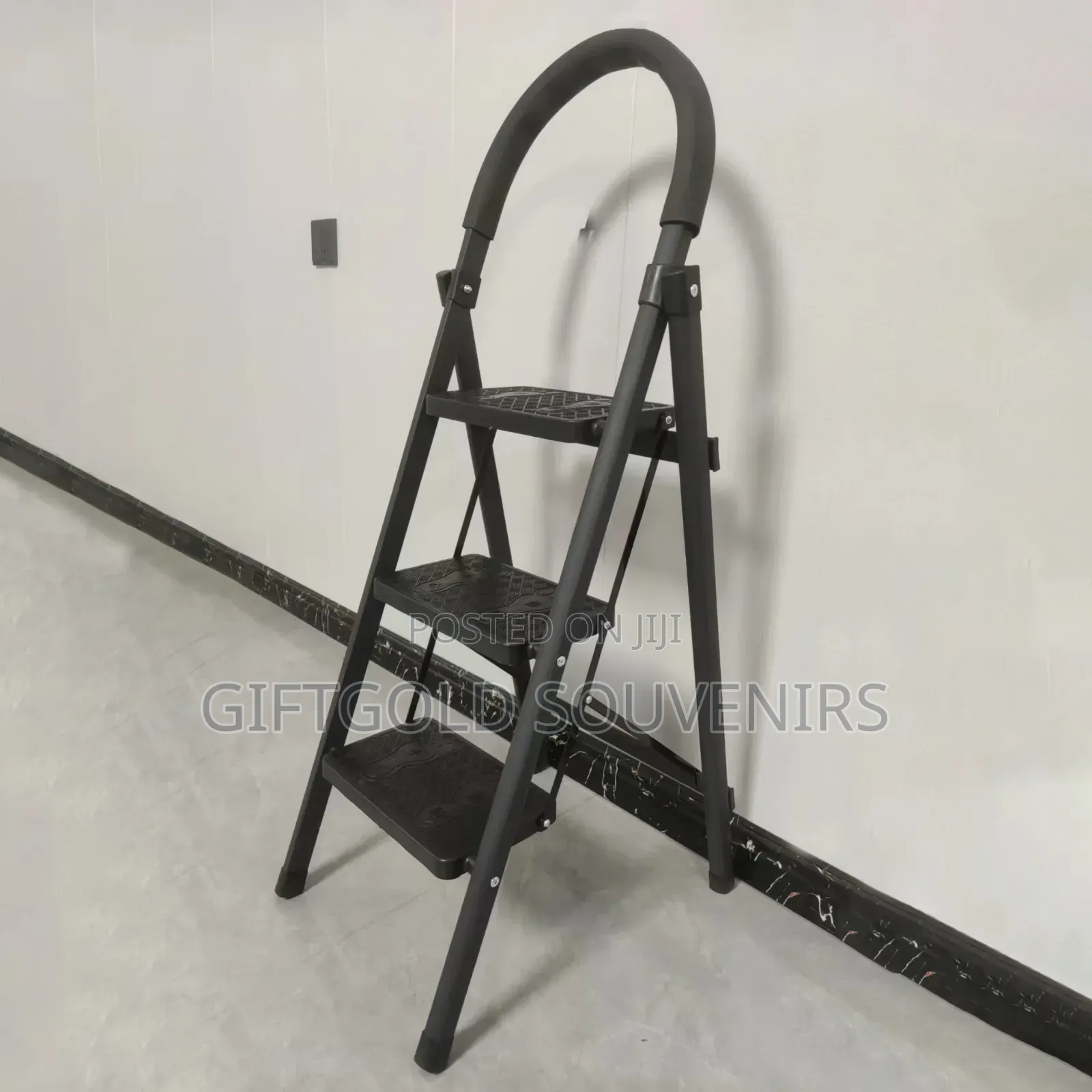 3- Step Foldable Steel Household Ladder