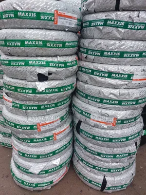 195r15c Maxxis Tyre