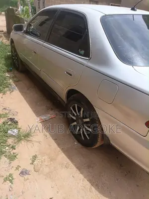 Honda Accord 2000 Silver
