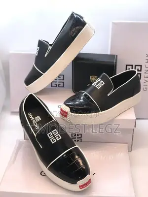 Fully Boxed High Quality Men's Shoes