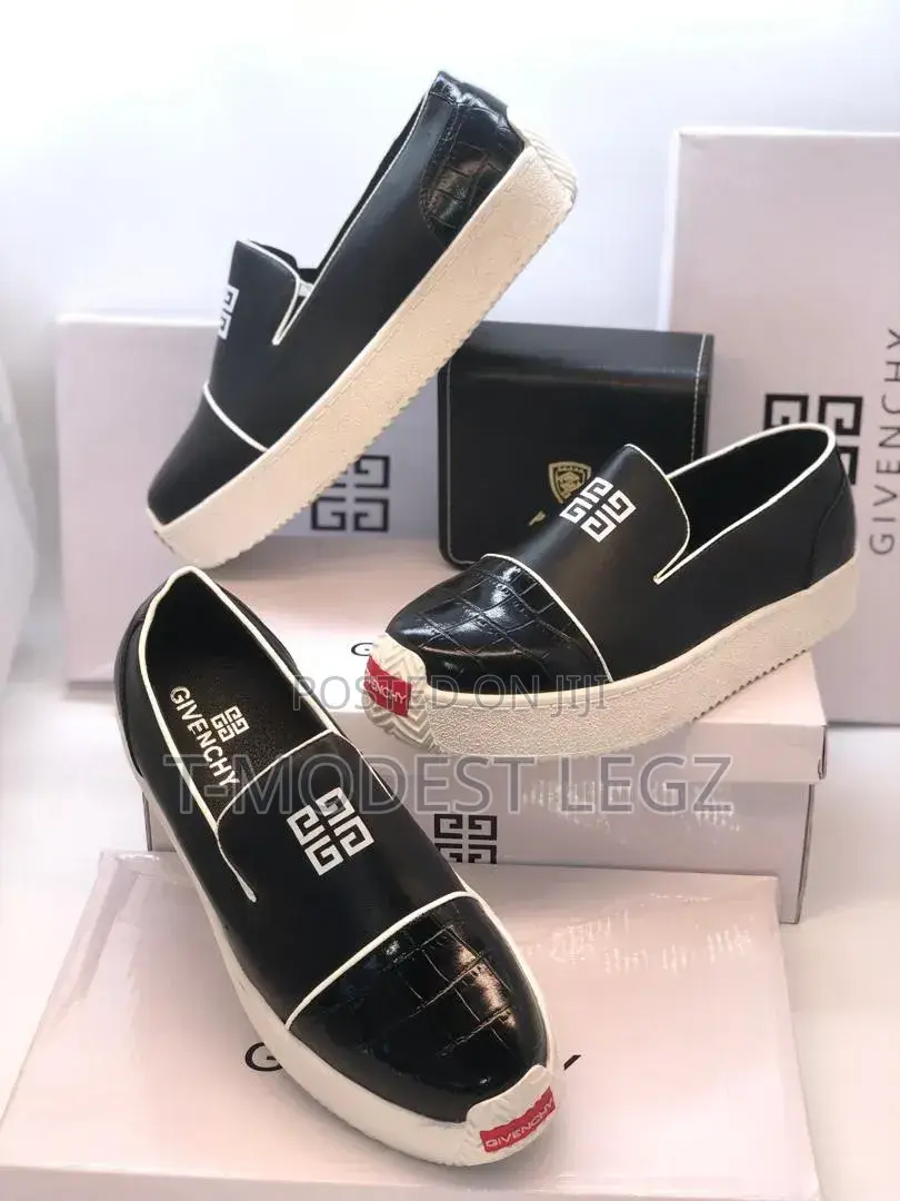 Fully Boxed High Quality Men's Shoes