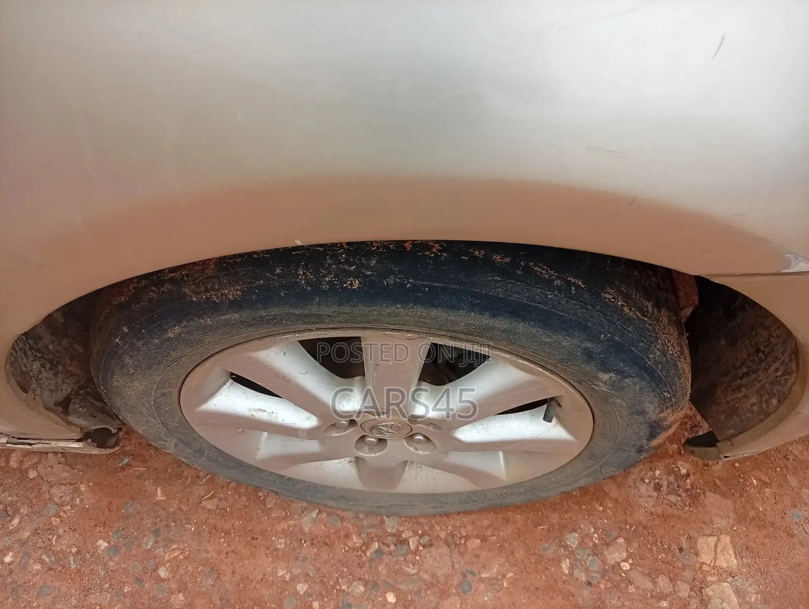 Toyota Avensis 2005 Silver
