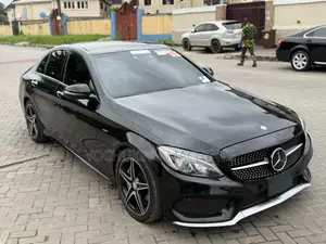 Mercedes-Benz C-Class C 43 4MATIC AMG (C205) 2017 Black