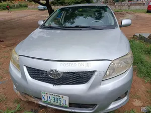 Toyota Corolla 2009 Silver