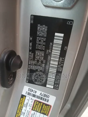 Toyota Sienna 2010 Silver
