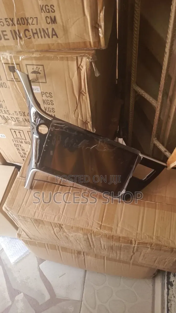 Toyota Corolla 2016-2018 Android Player + Reverse Camera