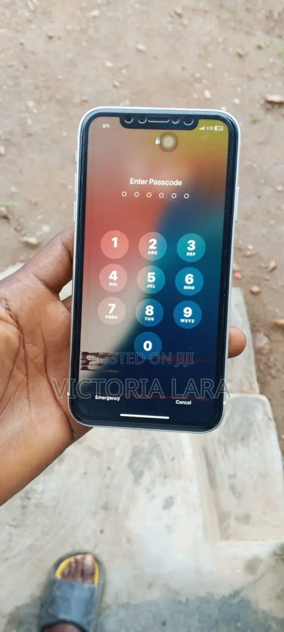 Apple iPhone 11 64 GB White