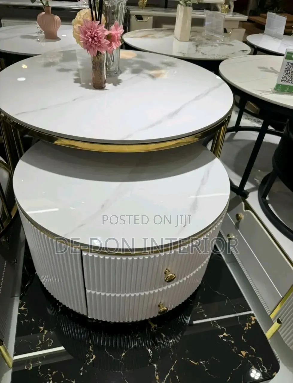Center Table With Side Stool (1+1)