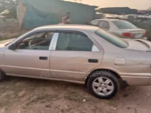 Toyota Camry 2.4 LE 2008 Gold