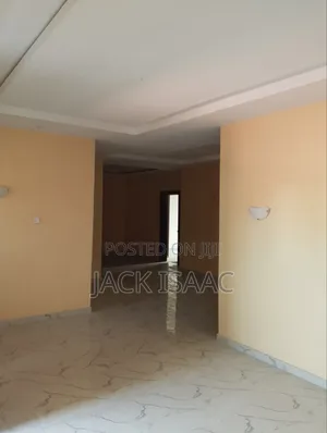 6bdrm Apartment in Harmony Estate, Ado / Ajah for rent