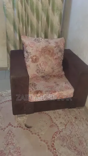 Set of Cushion/Couch