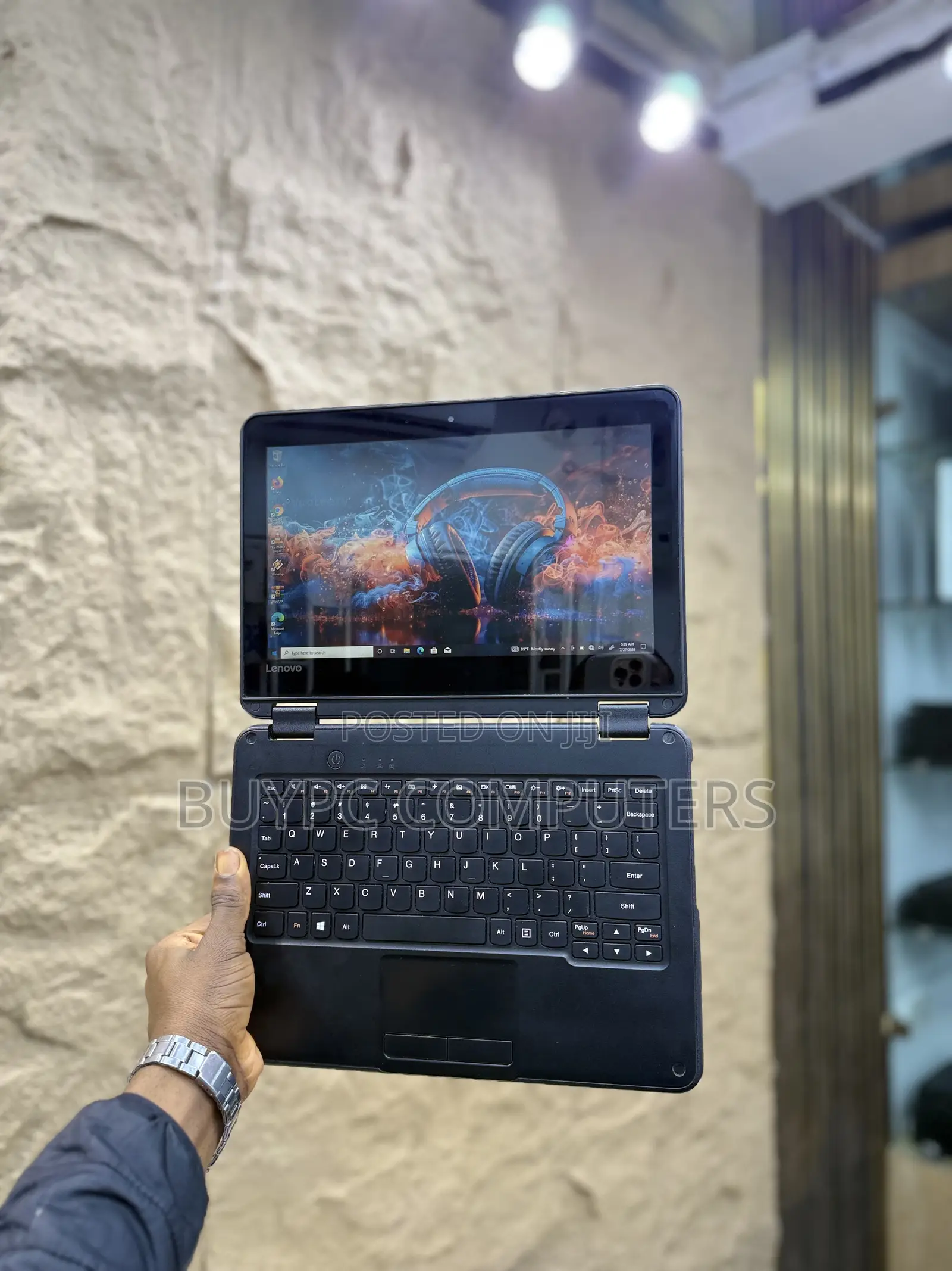 Laptop Lenovo 300e 4GB Intel Celeron SSD 128GB