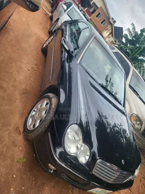 Mercedes-Benz C200 2004 Black