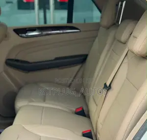 Mercedes-Benz M Class ML350 4MATIC 4dr SUV AWD (3.5L 6cyl 7A) 2014