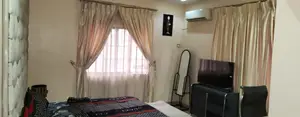 Shortlet/Girls House Apartment