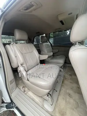 Toyota Sienna 2006 White