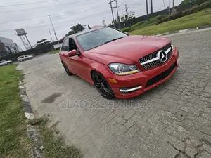 Mercedes-Benz C350 2012 Red