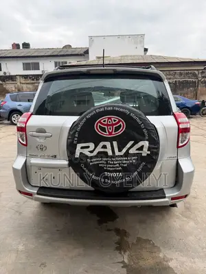 Toyota RAV4 4x4 2009 Silver
