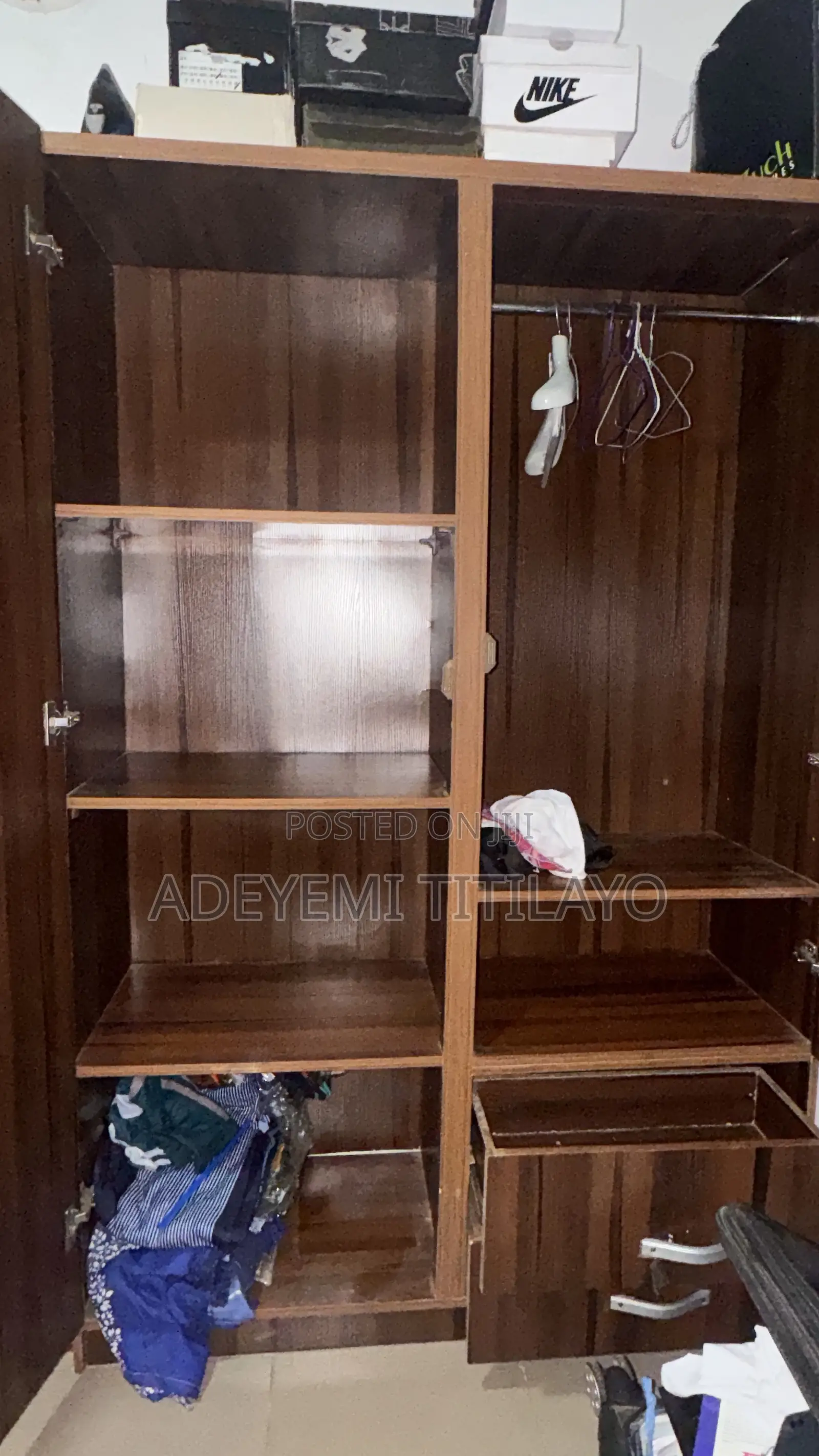 Wardrobe With Shoe Rack