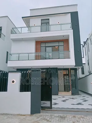 5bdrm Duplex in Deffooil Estate, Chevron for sale