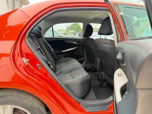 Toyota Corolla S Special Edition 4dr Sedan (1.8L 4cyl 4A) 2013 Maroon
